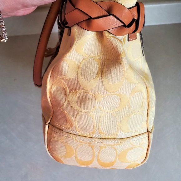 Like New Coach Hampton Yellow Signature Handbag Satchel Purse - Picture 6 of 13